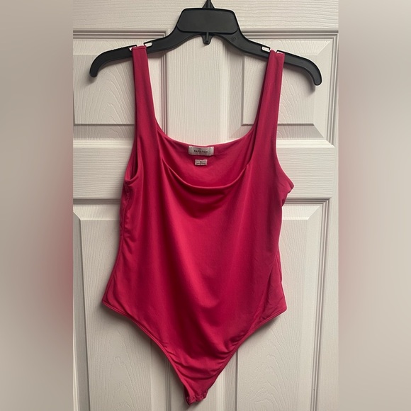 Aritzia “Babaton” Bright Pink Bodysuit Size XL - Picture 1 of 5